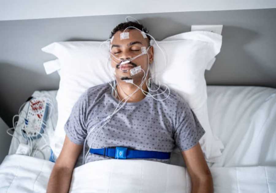 Exploring sleep wearables: Enhancing Benefits and Navigating Risks